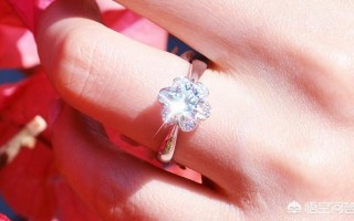 戒指的正确戴法有什么讲究？结婚钻戒戴哪个手指？