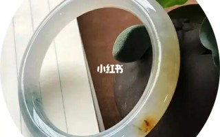 刘小姐戴翡翠手镯视频的简单介绍