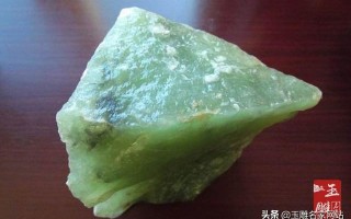 岫玉和翡翠哪个有收藏价值翡翠和岫玉的价格