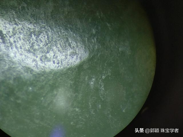 翡翠a货手镯 豆种的简单介绍-第6张图片-翡翠网