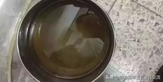 翡翠原石如何加工,翡翠原石打磨过程-第7张图片-翡翠网