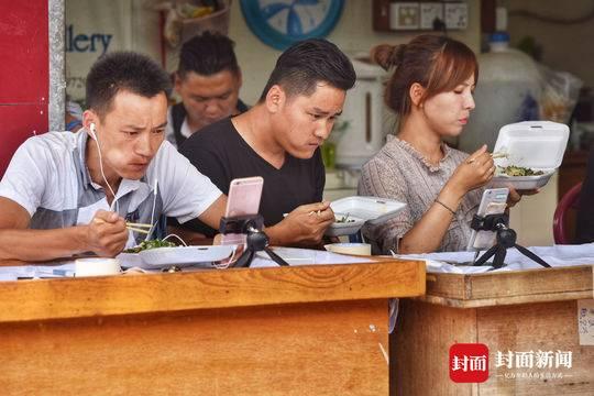 缅甸翡翠原石矿区的十大名坑缅甸翡翠原石哪里买-第3张图片-翡翠网