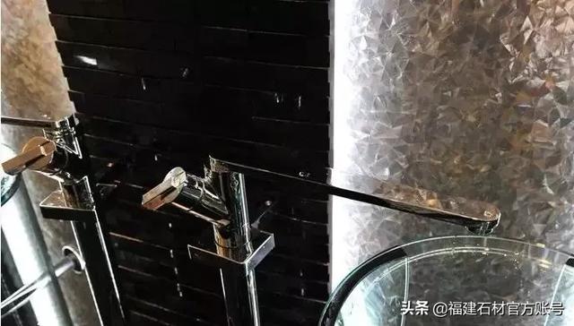 好的翡翠原石兰宝翡翠原石价格-第25张图片-翡翠网