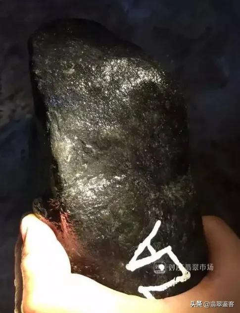 翡翠牛血雾知识点翡翠雾化是什么样的-第5张图片-翡翠网