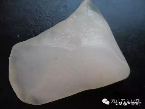 云南翡翠绿石印章料价格的简单介绍-第6张图片-翡翠网