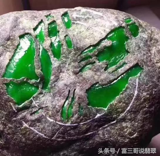 赌石300块钱赌出5亿翡翠赌石知识-第7张图片-翡翠网