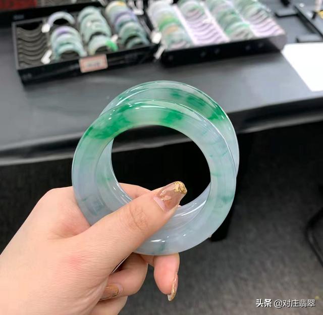 翡翠的种水颜色和工艺等基础知识,种水色地工代表什么-第2张图片-翡翠网