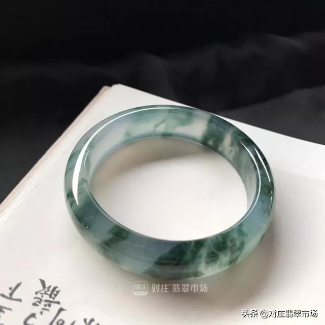 翡翠手镯知识入门视频的简单介绍-第18张图片-翡翠网