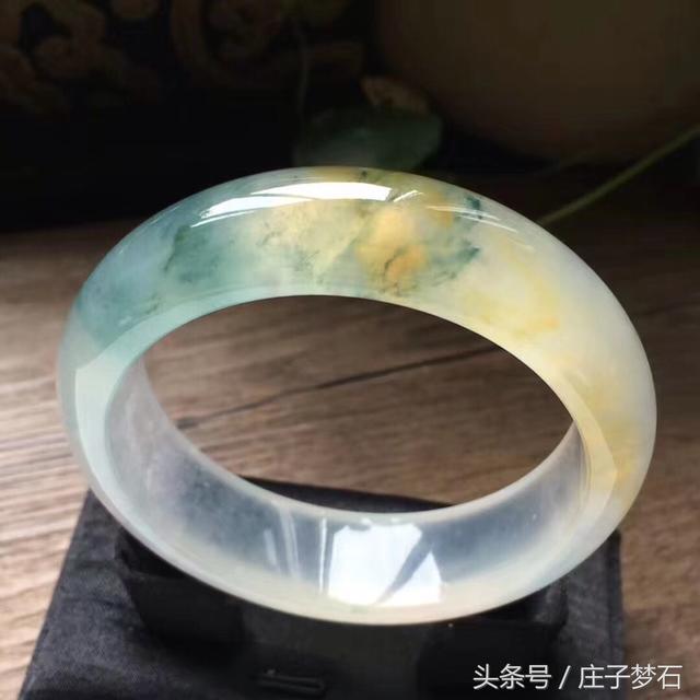 和田玉a货翡翠手镯翡翠a货什么意思-第10张图片-翡翠网