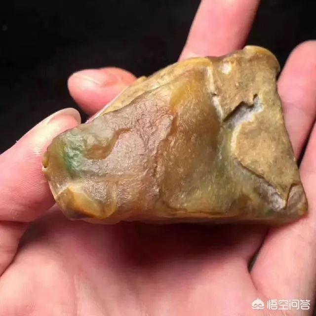 缅甸黑钨砂翡翠原石翡翠原石起红雾-第4张图片-翡翠网