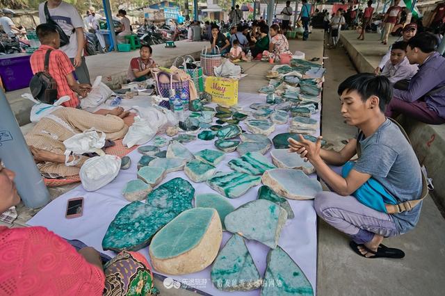 瑞丽翡翠原石批发市场,缅甸翡翠原石批发市场-第5张图片-翡翠网