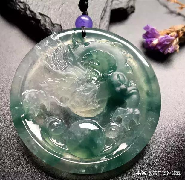 翡翠糯种和豆种哪个好,冰种翡翠豆价格-第3张图片-翡翠网