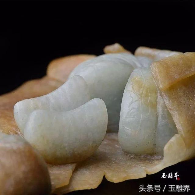 买玉白菜摆件什么样的好翡翠玉雕白菜摆件图片-第3张图片-翡翠网