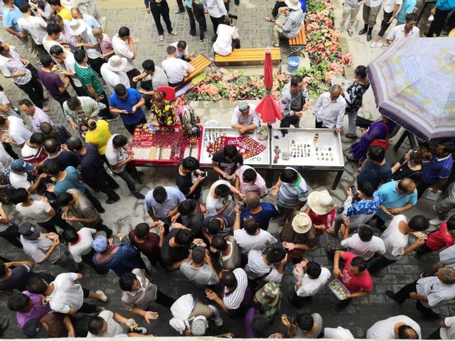 买玉手镯到哪个平台好,买玉到哪个平台最靠谱-第2张图片-翡翠网