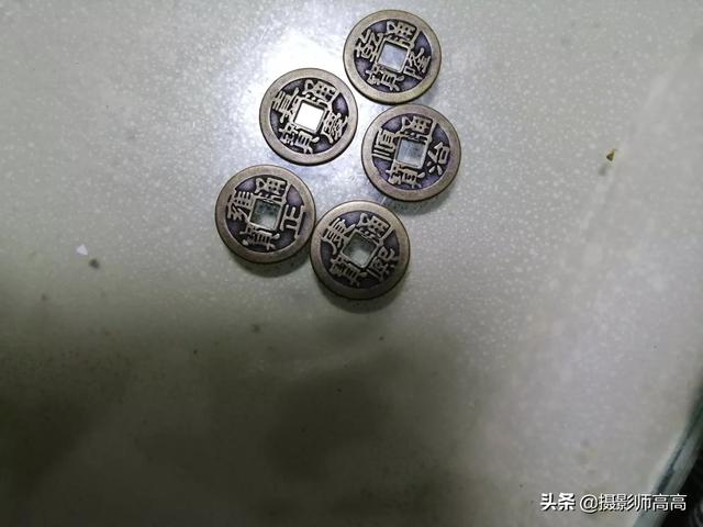 各位藏友看看，这是玉石吗？-第5张图片-翡翠网