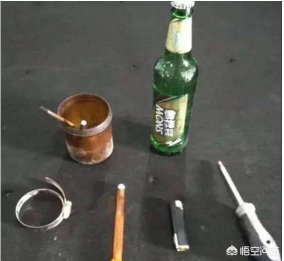 用啤酒瓶底假冒翡翠可以年赚百万，这些生产商是怎么做到的？-第1张图片-翡翠网