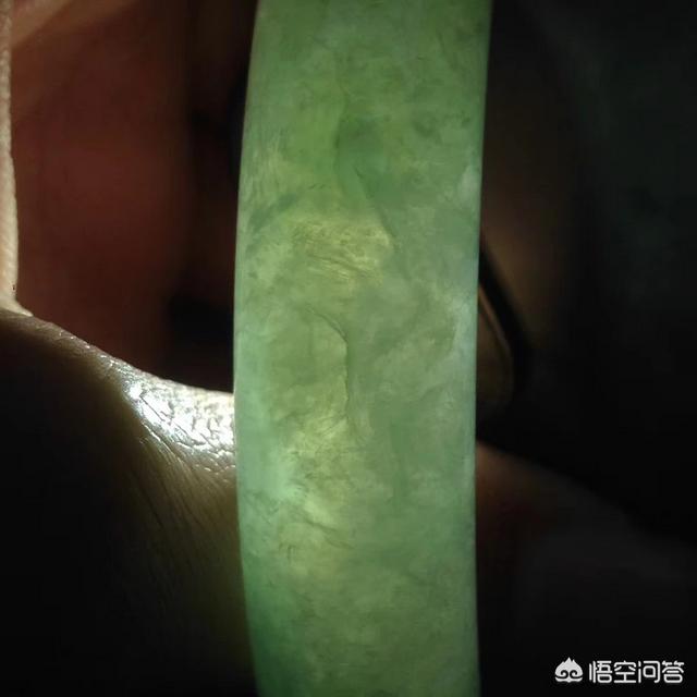 翡翠中的棉和石纹算瑕疵吗？-第2张图片-翡翠网