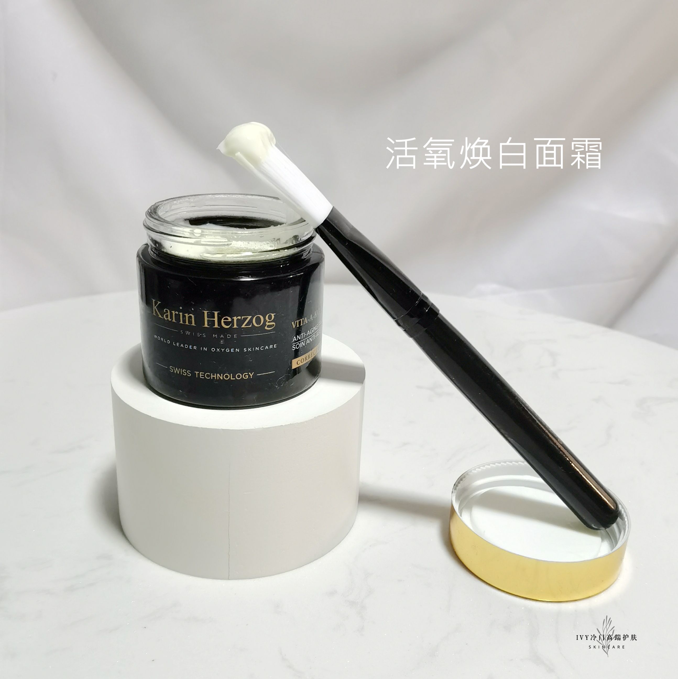 karinherzogkarin herzog-第2张图片-翡翠网