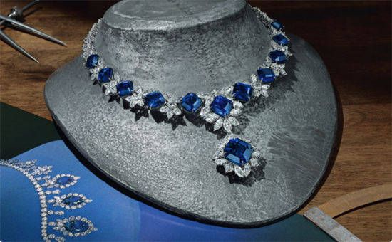 Harry Winston 推出 Royal Adornments系列 致敬王室珠宝-第1张图片-翡翠网