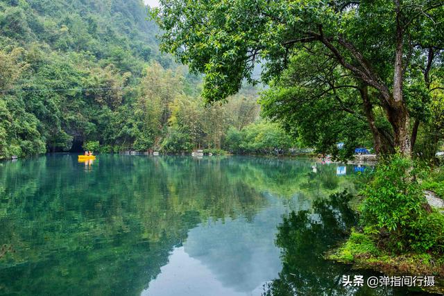 翡翠有几种伴生矿,九寨沟翡翠矿场原石-第4张图片-翡翠网