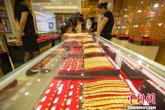 中国十大金店排行榜,中国最大的黄金公司排名-第1张图片-翡翠网